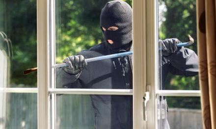 5 Things That Make Your Home an Easy Target for Burglars