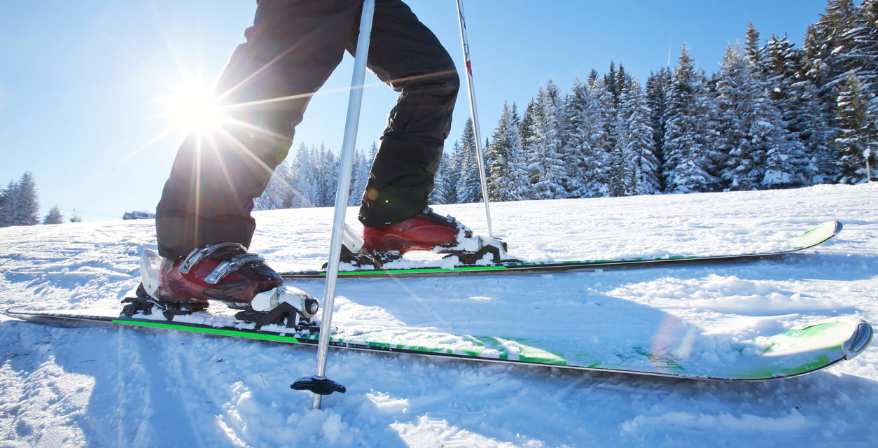 5 Health Benefits of Skiing and Snowboarding